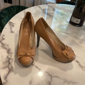 Wedding, party! Heigh heels cute shoes! Bought in Poland.